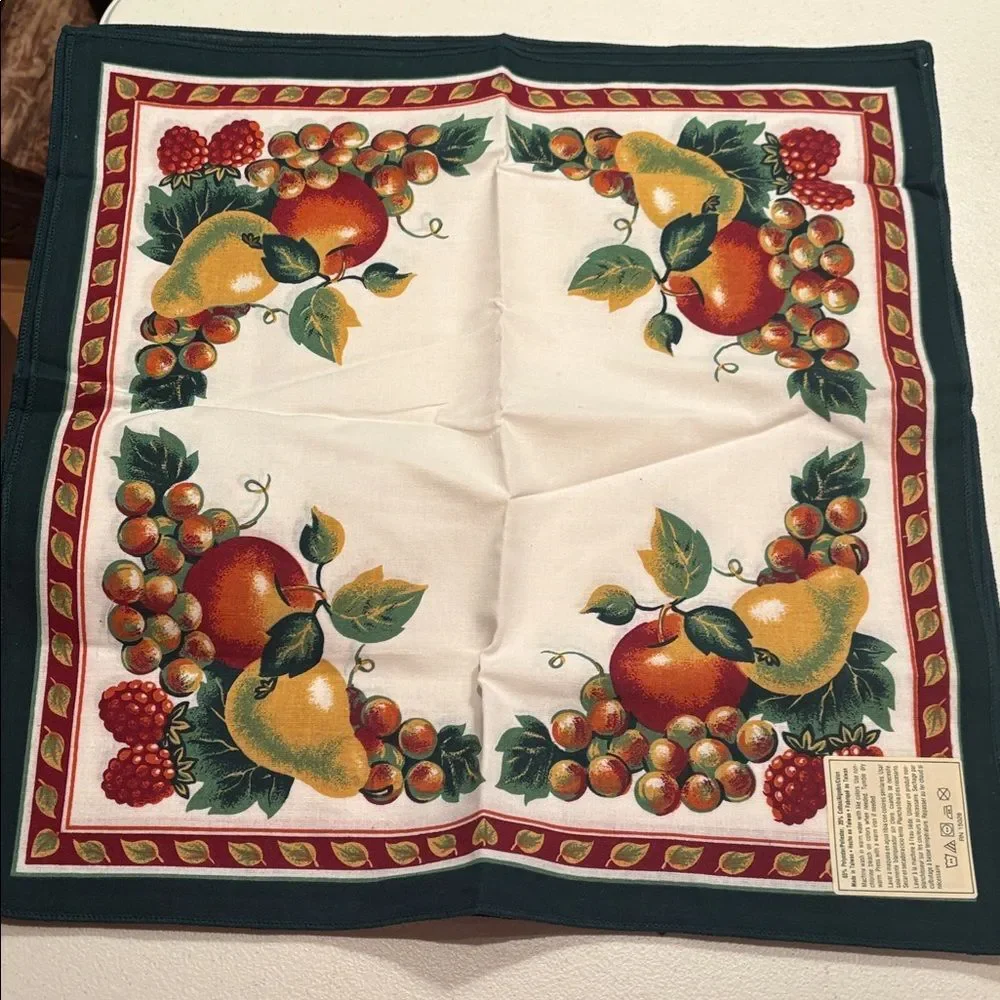 Fruit Print Cloth Napkins - Set of 4 - Picture 2 of 4